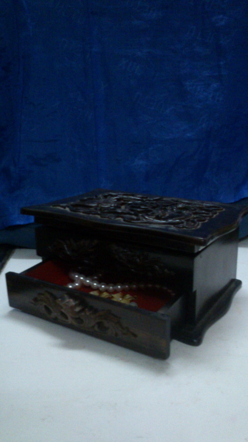 ��Ҷ��ĺ�ơ���̴��