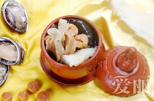 Ϸ˵�й�����С��ϵ����ʳ֮��